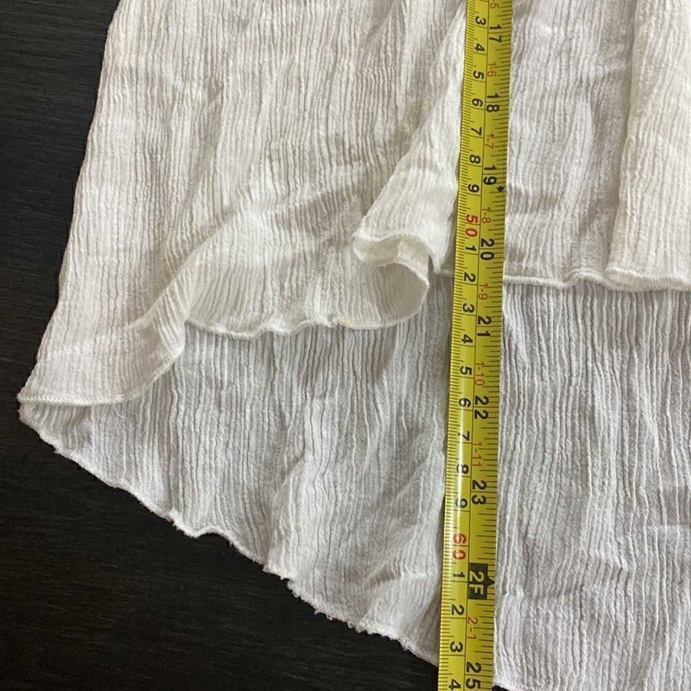 H&M boho flowy sleeve top long sleeve eyelet cut out size 12 - Picture 6 of 6